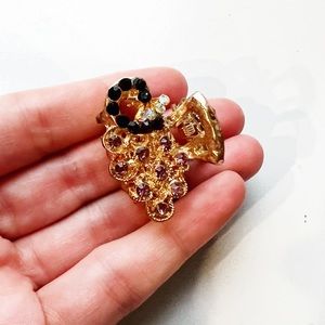 🦋Vintage ornate rose gold + rhinestone butterfly hair clip